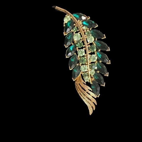 Vintage Brooch, Green Rhinestones with Gold Leaf 3” - Picture 4 of 4